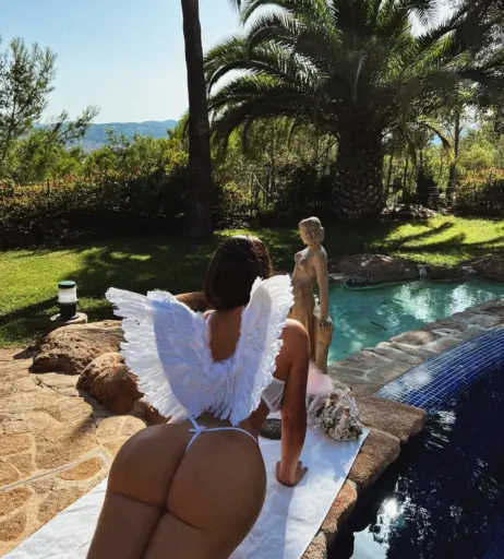 Image 20626647 from Demi Rose Mawby