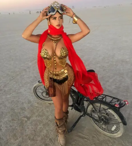 Image 20626375 from Demi Rose Mawby