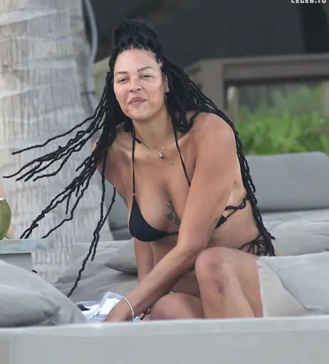 Image 2062157 from Liz Cambage