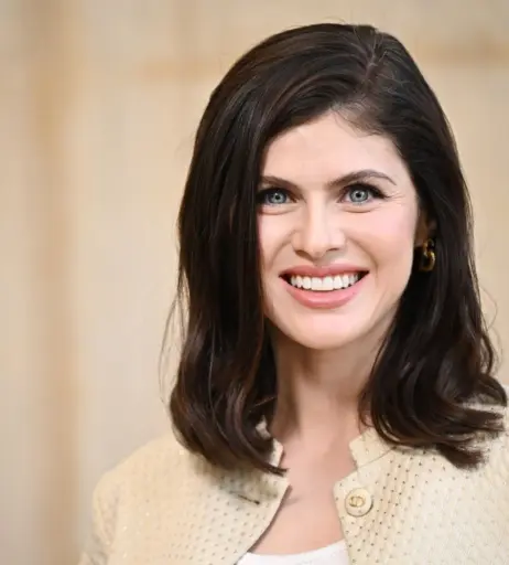 Image 2063046 from Alexandra Daddario