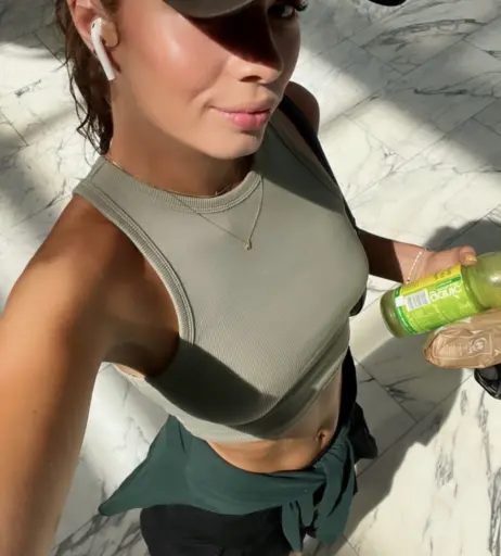 Image 2063341 from Zoe Salome Saip