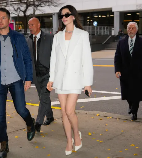 Image 2063996 from Anne Hathaway