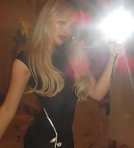 Image 2063979 from Sabrina Carpenter