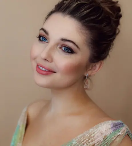 Image 2069319 from Sammi Hanratty
