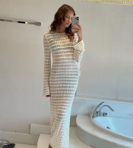 Image 2068061 from Leony Burger