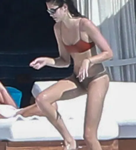 Image 2068281 from Kaia Gerber