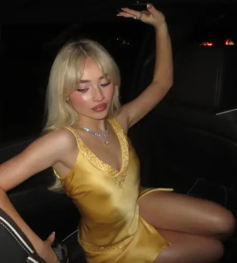 Image 2068243 from Sabrina Carpenter