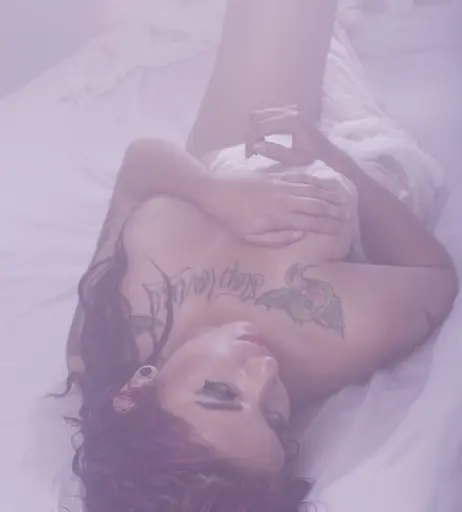 Image 20544031 from Nathalie Hardy / Milou Suicide