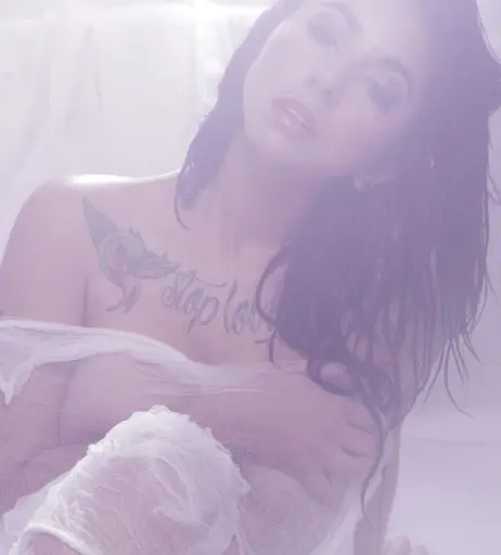 Image 20544038 from Nathalie Hardy / Milou Suicide