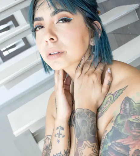 Image 20543775 from Nathalie Hardy / Milou Suicide