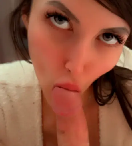Image 20543228 from ArianaRealTV