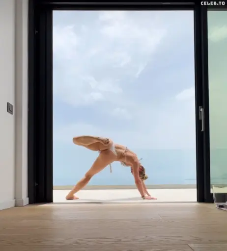 Image 2041558 from Lola Weippert