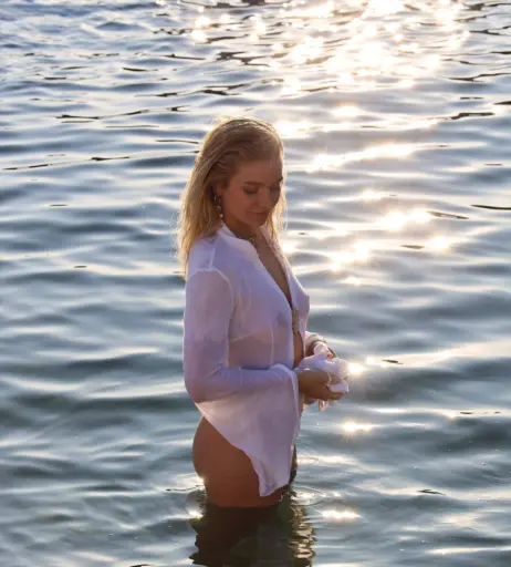 Image 2041391 from Lola Weippert