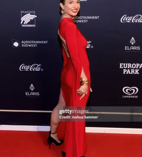 Image 2040069 from Lola Weippert