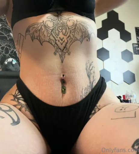 Image 20492151 from HotGothM!lf / yourhotm.lf / yourhotmlf / Machine_Mommy