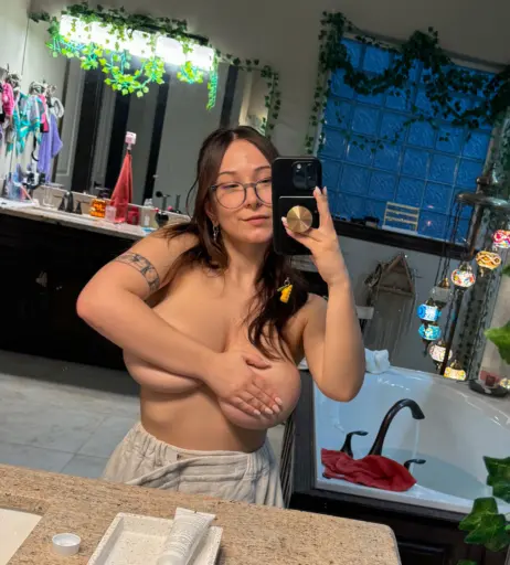 Image 20485683 from bigtittygothegg