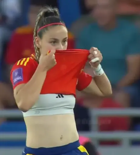 Image 20354151 from Female football/soccer players
