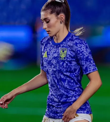 Image 20354009 from Female football/soccer players