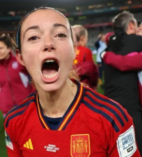 Image 20354310 from Female football/soccer players