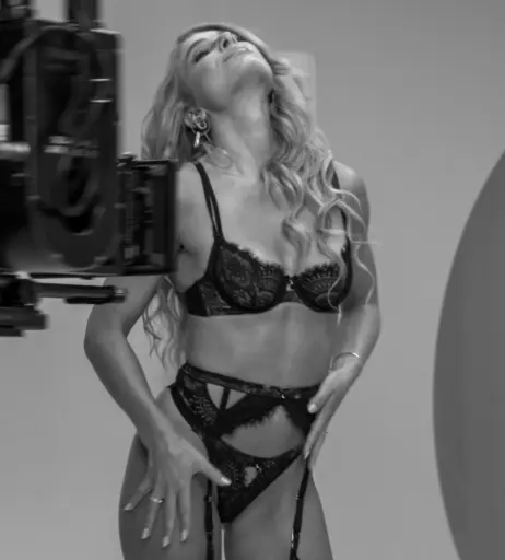 Image 2035434 from Lola Weippert