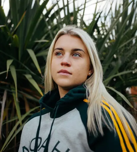 Image 20354215 from Female football/soccer players