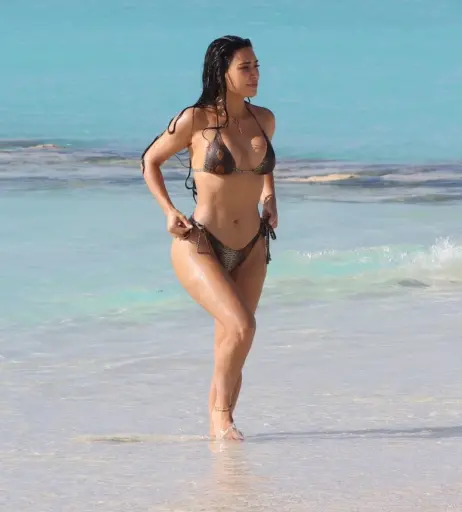 Image 2035657 from Kim Kardashian