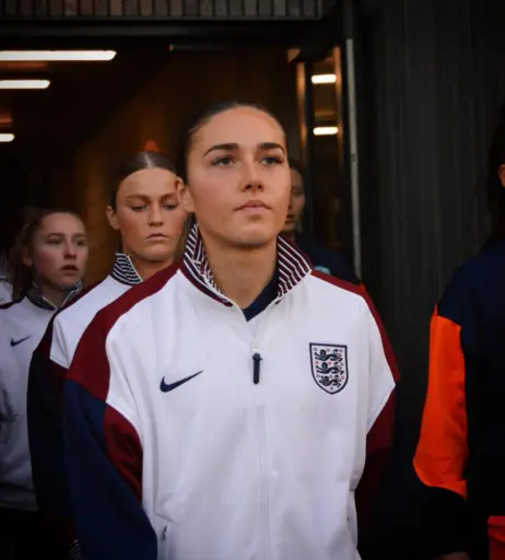 Image 20353976 from Female football/soccer players