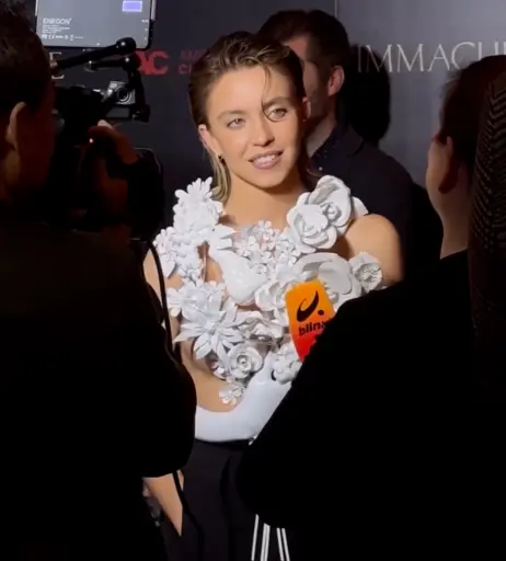 Image 2032619 from Sydney Sweeney