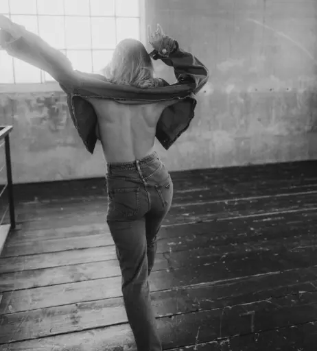 Image 2039884 from Lola Weippert