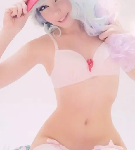 Image 203900 from Belle Delphine