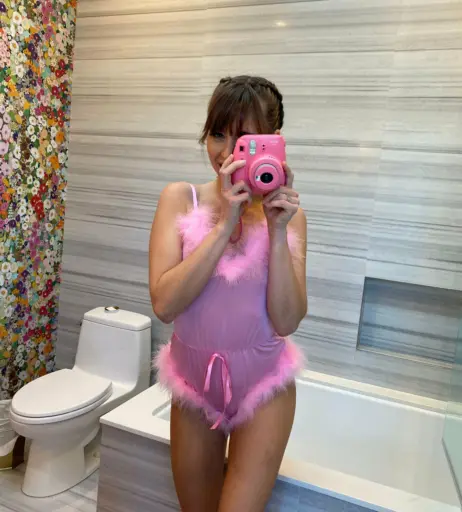 Image 2025686 from Riley Reid