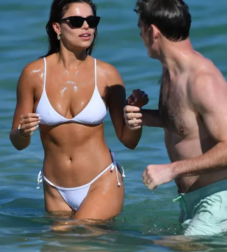 Image 2026451 from Brooks Nader