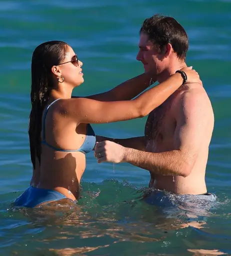 Image 2027352 from Brooks Nader