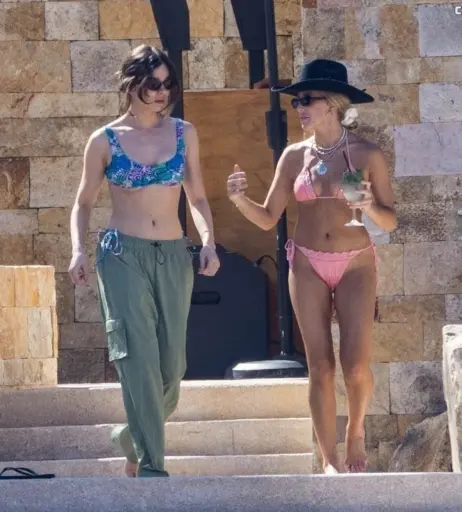 Image 2024421 from Hailee Steinfeld