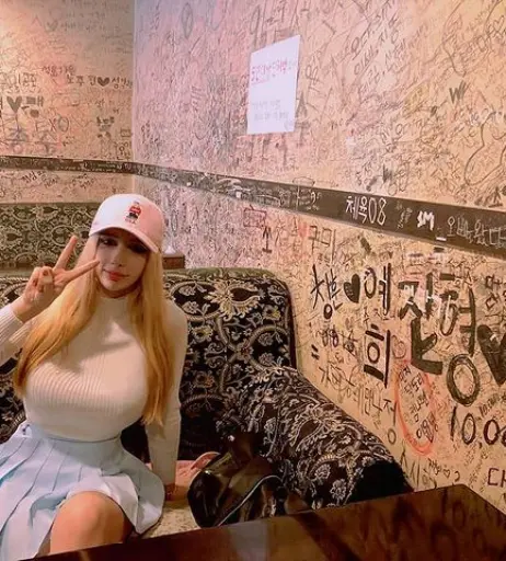 Image 20243217 from 𝗯𝗯𝗼𝗮𝗻𝗮𝟬𝟬/BB OANA/oanalee98/BB완나/-bboana