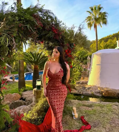 Image 20211311 from Demi Rose Mawby