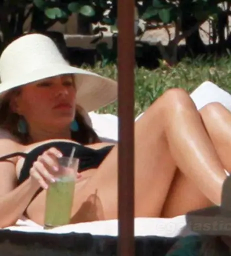 Image 2022804 from Sofia Vergara