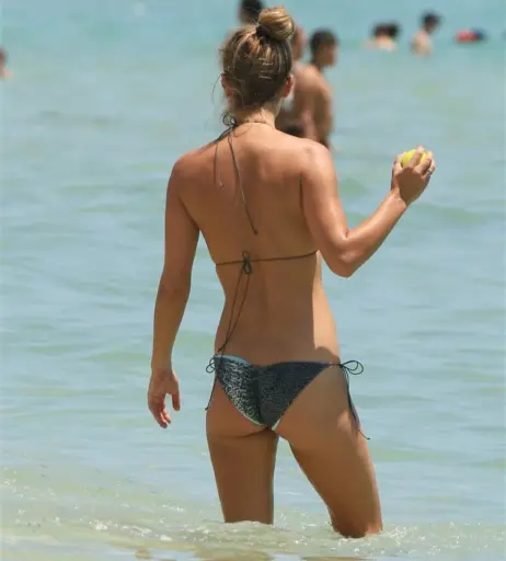 Image 2023625 from Nina Agdal