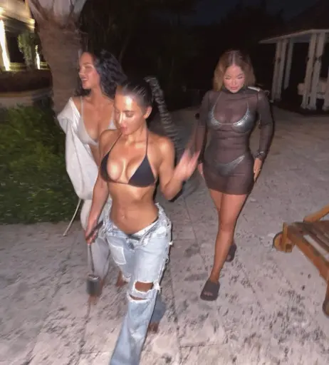 Image 2023931 from Kim Kardashian