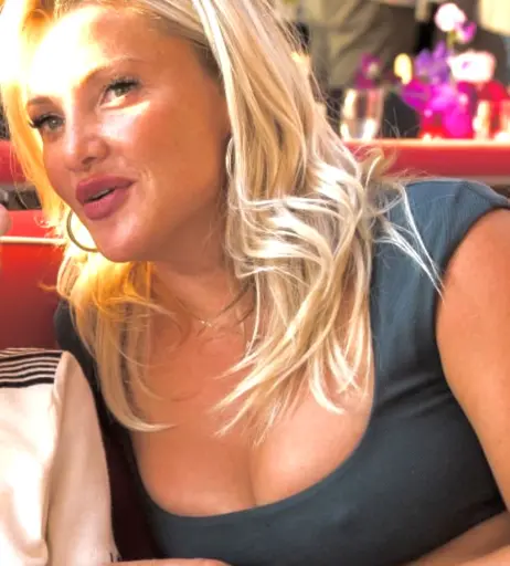 Image 2020732 from Evelyn Burdecki