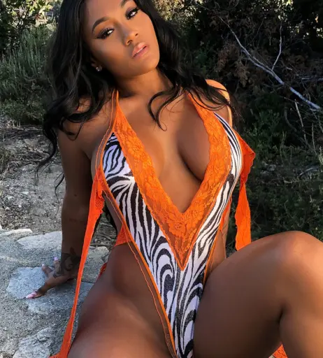 Image 20288392 from Lira Galore / lira_galore / Lira Mercer