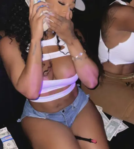 Image 20289343 from Lira Galore / lira_galore / Lira Mercer