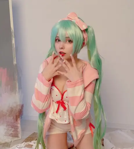 Image 20151123 from Saya Scarlet