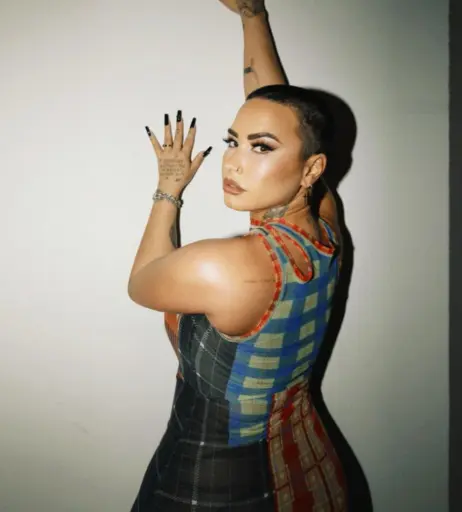 Image 2015983 from Demi Lovato