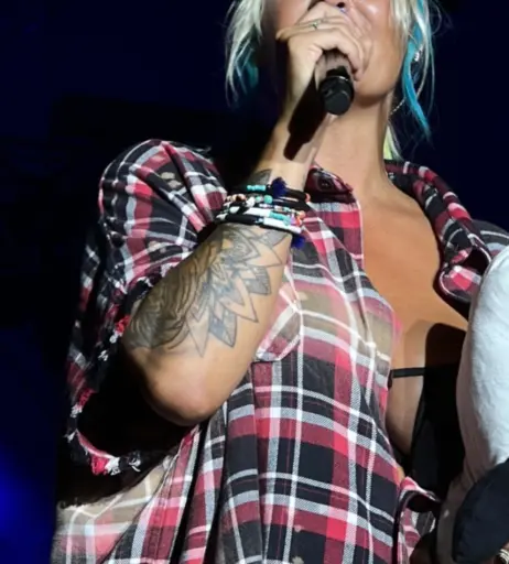 Image 2016158 from Sarah Connor