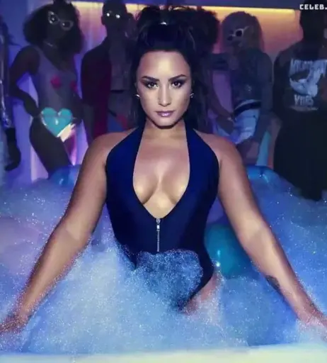 Image 2016331 from Demi Lovato