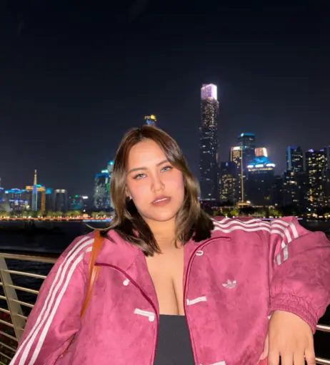 Image 20177143 from fhong_fionax / Chayada Dulyasatien (Busty Thai Model)