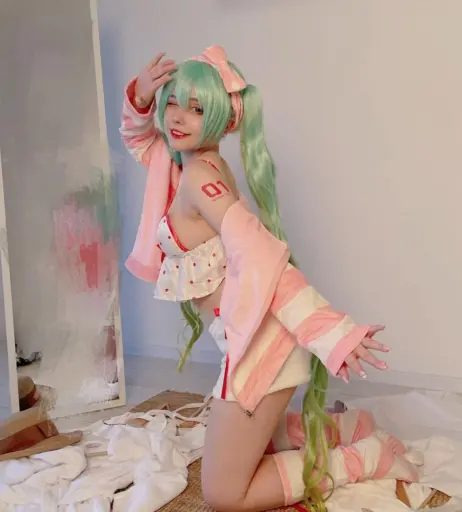 Image 20171120 from Saya Scarlet
