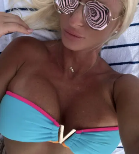 Image 20171300 from Texas hotwife blondie_mom_bay