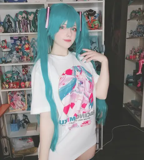Image 20173354 from Saya Scarlet